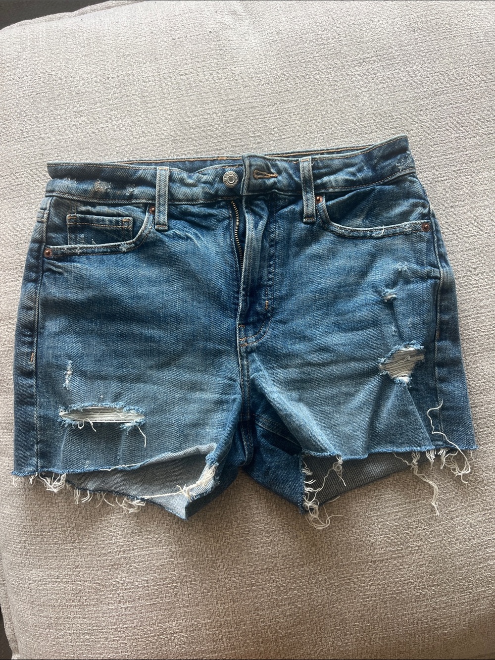 Old Navy Distressed Denim Jean Shorts in Blue Wash
